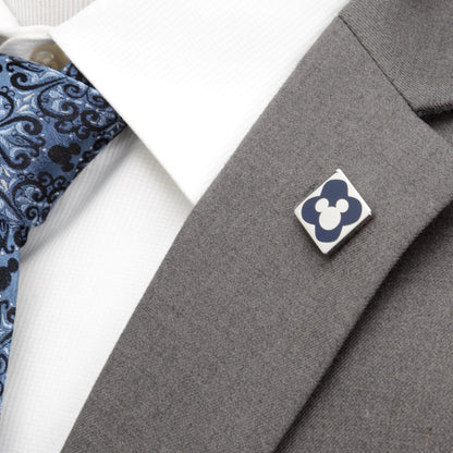 Disney Donald Duck Patterned Gray Socks and Mickey Mouse Blue Lapel Pin Gift Set